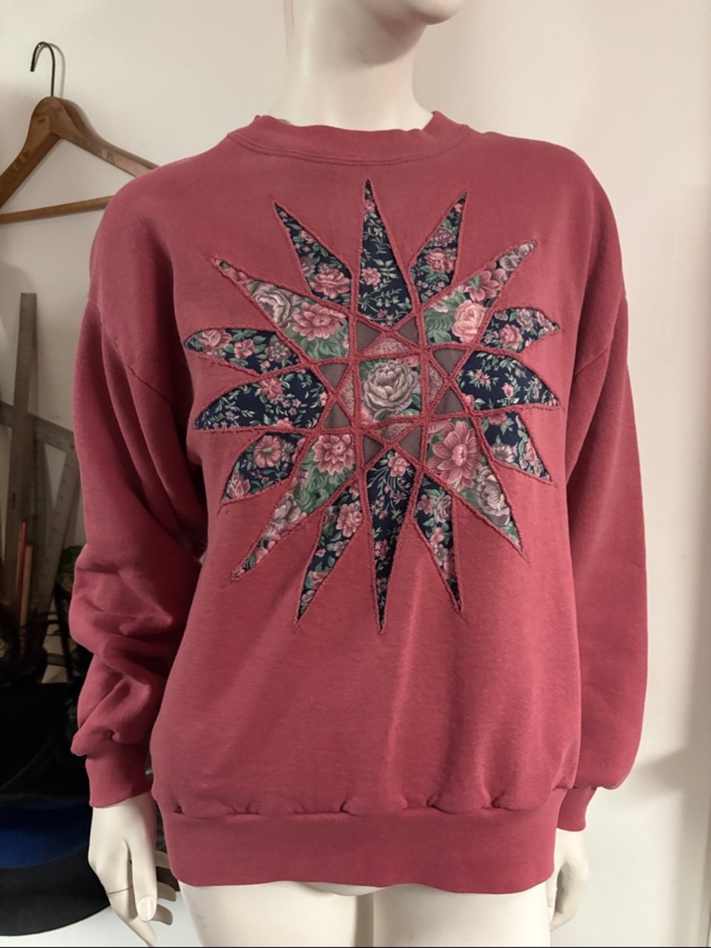 Rose Pink Vintage Granny Core Quit Star Pullover Sweatshirt Size Large